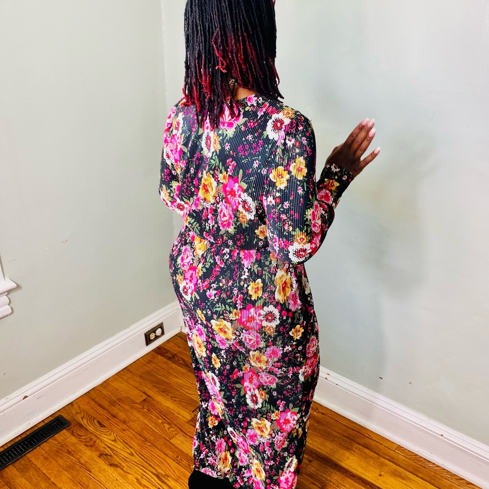 Floral Wrap Dress - Picture 3 of 5